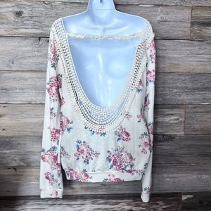 YaYa Club Open Back Crochet Trimmed Loose Fit Floral Sweatshirt 💗